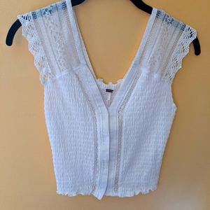 Free People white unique lacy top size x-small